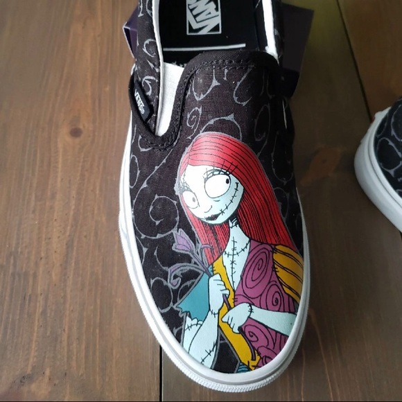 SOLD ‼️ Disney nightmare before Christmas vans - Picture 3 of 11